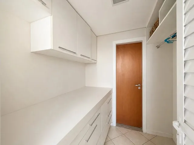 Imagem 10: Imperdível apartamento de luxo na Praia do Canto, Vitória-ES: 4 quartos, 4 suítes, 3