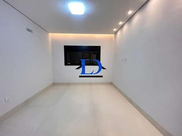 Imagem 10: Casa de Esquina à Venda no Jardim Presidente 4 Suítes Piscina Aquecida Alto Padrão