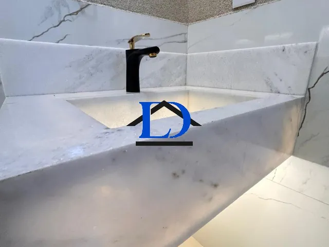 Imagem 2: Casa de Esquina à Venda no Jardim Presidente 4 Suítes Piscina Aquecida Alto Padrão