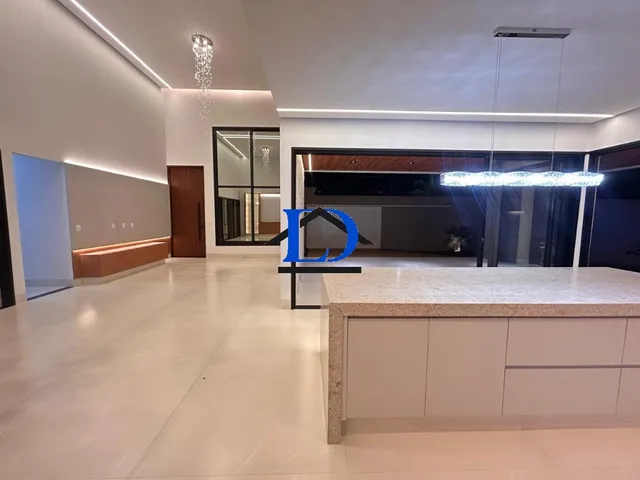 Imagem 11: Casa de Esquina à Venda no Jardim Presidente 4 Suítes Piscina Aquecida Alto Padrão