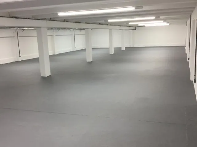 Imagem: Galpão Comercial no Bairro Ariribá em