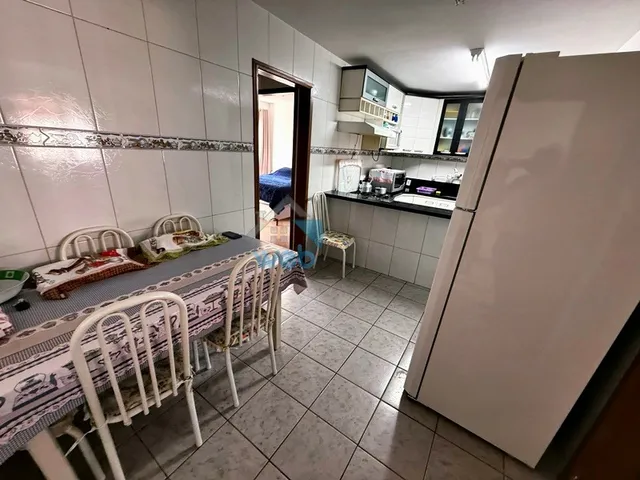 Imagem 4: Casa com 3 quartos, suíte, à venda na região do Vitória Régia, no Bairro CIC, em