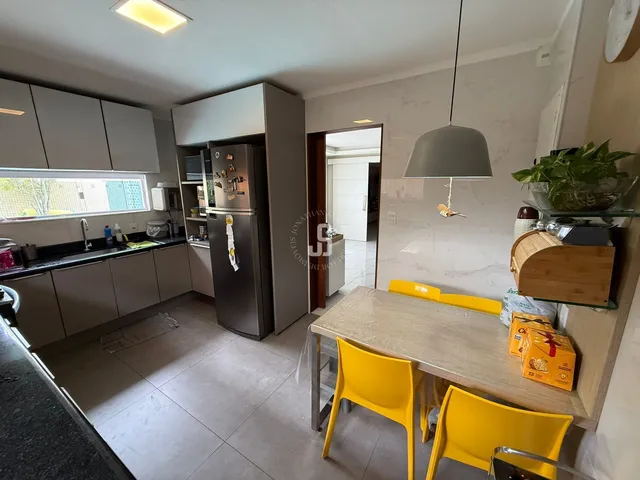 Imagem 13: Casa em condomínio com 4 dormitórios