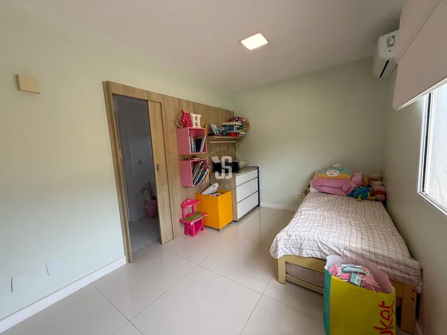 Imagem 10: Casa em condomínio com 4 dormitórios