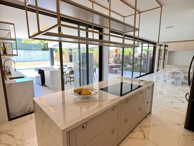 Imagem 8: Casa em condomínio com 4 dormitórios