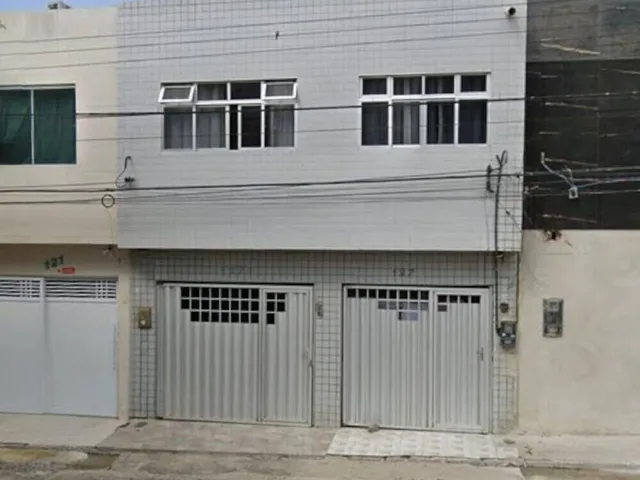 Imagem: A casa possui 3 Dormitórios, 2 Banheiros, 108m² de Área,