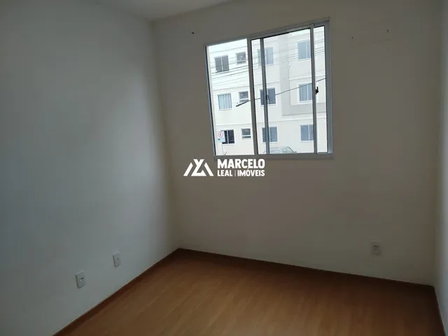 Imagem 7: Alugo Apto de 2/4 com cozinha, sala e banheiro, 1º andar na região central de Vi