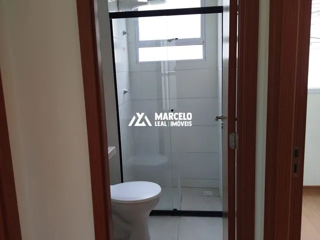 Imagem 5: Alugo Apto de 2/4 com cozinha, sala e banheiro, 1º andar na região central de Vi