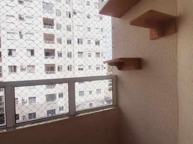 Imagem 4: Apartamento semimobiliado, com 02 dormitórios, sacada com churrasqueira, vaga de garagem