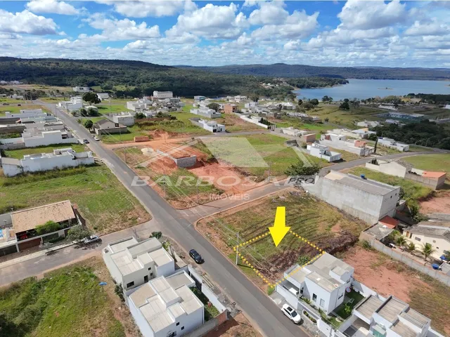 Imagem: Terreno para venda próximo ao lago em Caldas