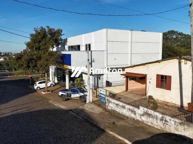 Imagem 5: Casa com 4 quartos e pátio arborizado no Guabiroba, Santiago