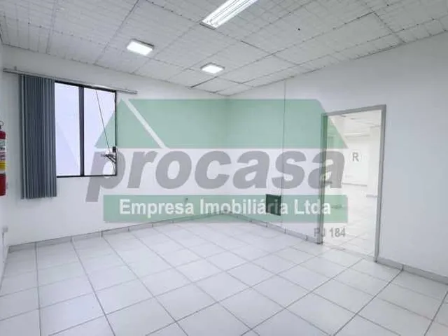 Imagem 5: Sala Comercial à Locação, 70m² por RS 3.500,00 no Parque Dez de Novembro - Manaus-AM