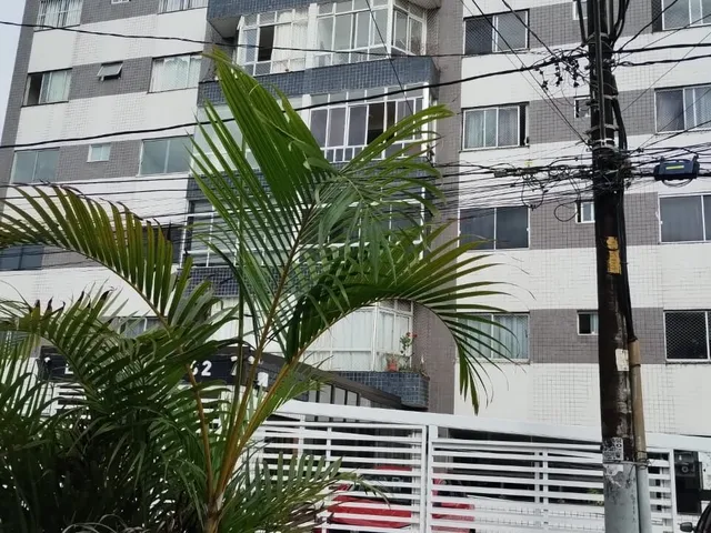 Imagem: Brotas 2/4 com dependência e garagem