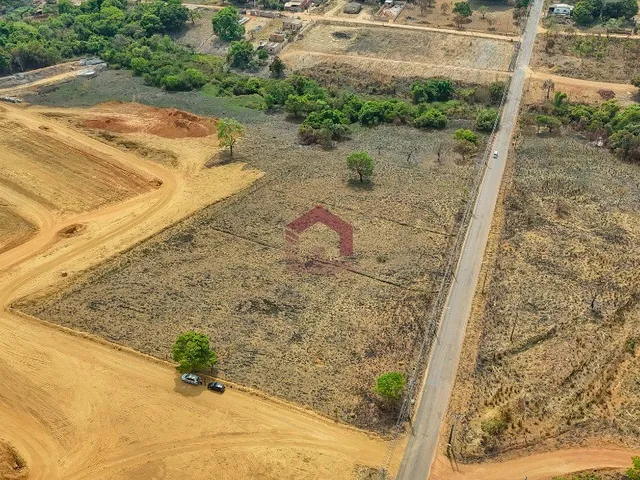 Imagem: O terreno possui 12.903m² de Área e está localizado em Jardim