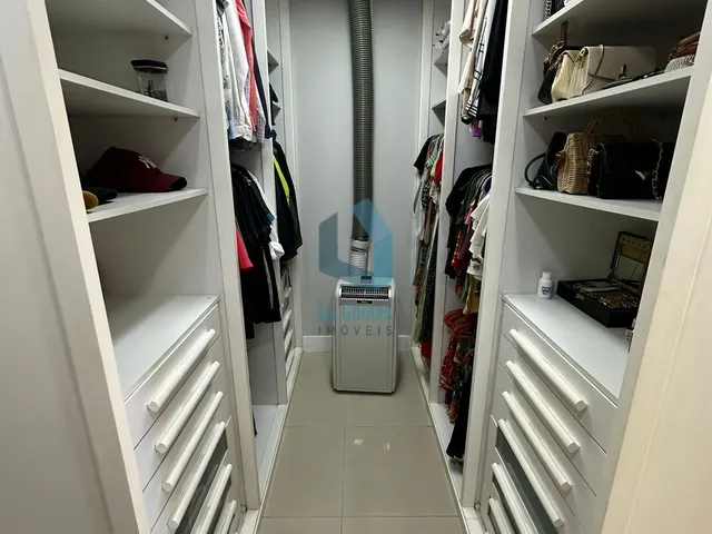 Imagem 3: Casa Alto Padrão de 3 andares à venda no bairro Morada da Colina - Resende/RJ