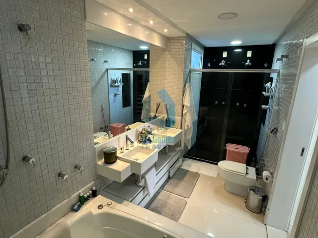 Imagem 5: Casa Alto Padrão de 3 andares à venda no bairro Morada da Colina - Resende/RJ