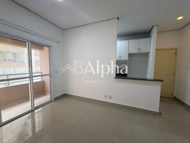 Imagem: O apartamento possui 2 Dormitórios, 1 Suíte, 2 Banheiros,