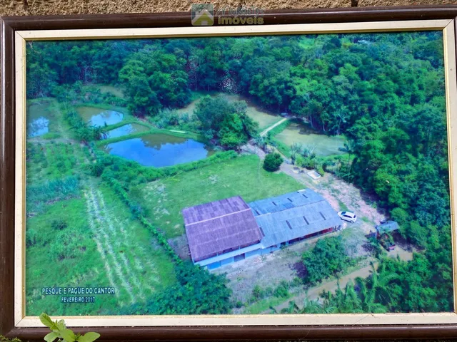 Imagem: Chácara com Matricula no Sambaqui com 23.000m²