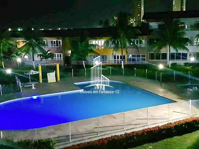 Imagem: O apartamento possui 2 Dormitórios, 1 Suíte, 2 Banheiros