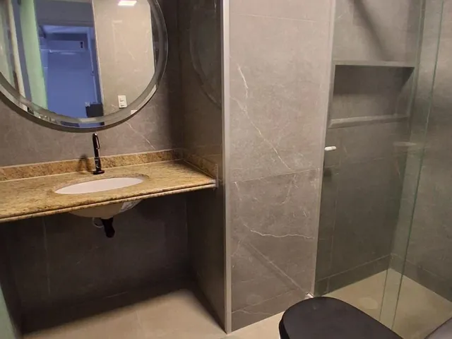 Imagem 8: Apartamento à venda na Pajuçara, 2/4 sendo 1 suíte, ótimo local