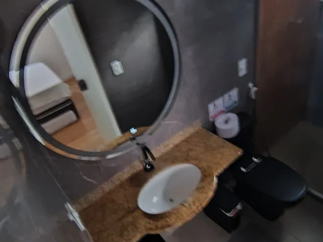 Imagem 5: Apartamento à venda na Pajuçara, 2/4 sendo 1 suíte, ótimo local
