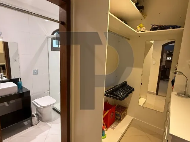 Imagem 13: Casa Lindíssima na Morada da Colina com 4 Quartos e Tudo o Que Você Precisa! Oportunidade!