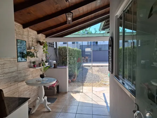 Imagem 8: Casa à Venda com 1 Suíte + 2 Quartos