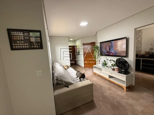 Imagem: EXCELENTE OPORTUNIDADE DE COMPRA! CASA COM