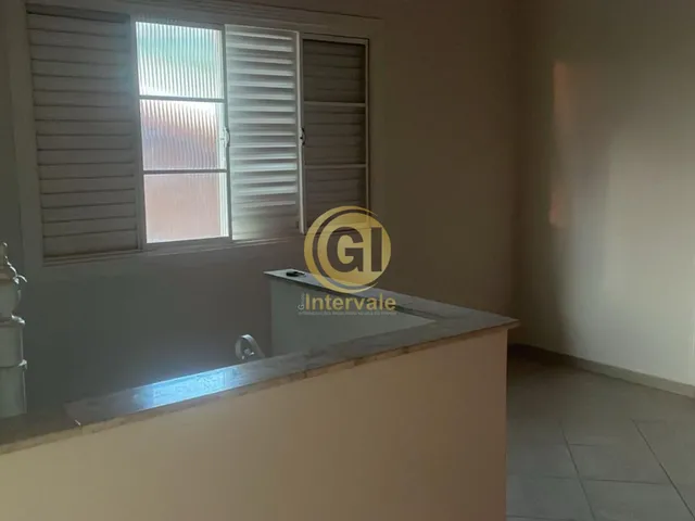 Imagem 4: Sobrado com ,3 suítes, área gourmet, subsolo multiuso e garagem para 4 carros com vista