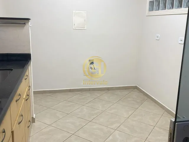 Imagem 7: Sobrado com ,3 suítes, área gourmet, subsolo multiuso e garagem para 4 carros com vista