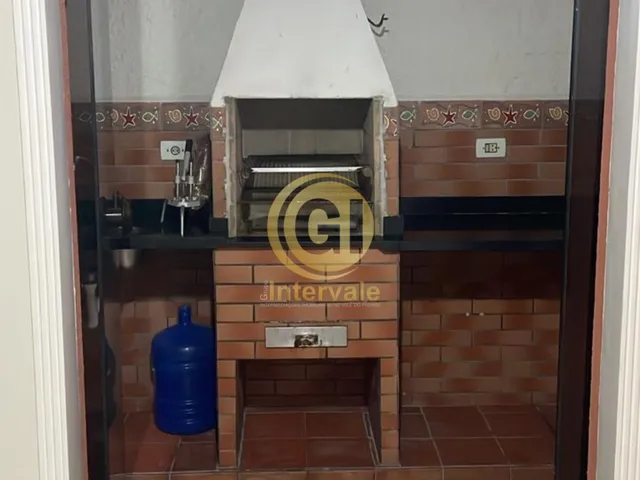 Imagem 15: Sobrado com ,3 suítes, área gourmet, subsolo multiuso e garagem para 4 carros com vista