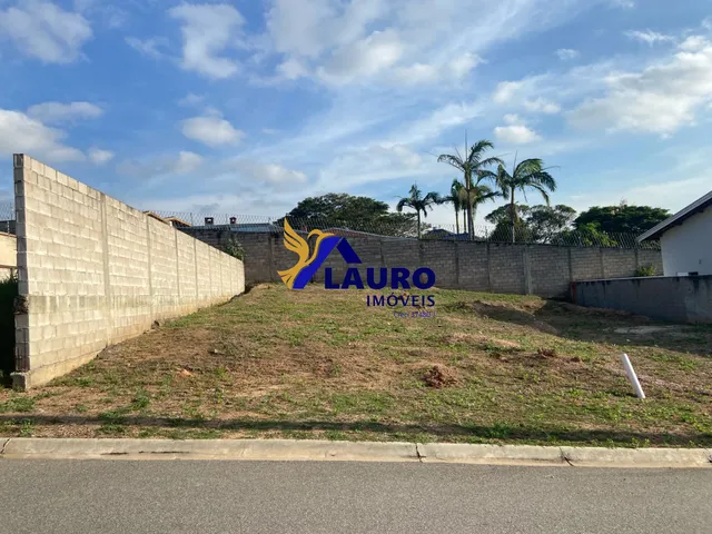Imagem: Terreno À Venda em Vinhedo-Sp, no Bairro