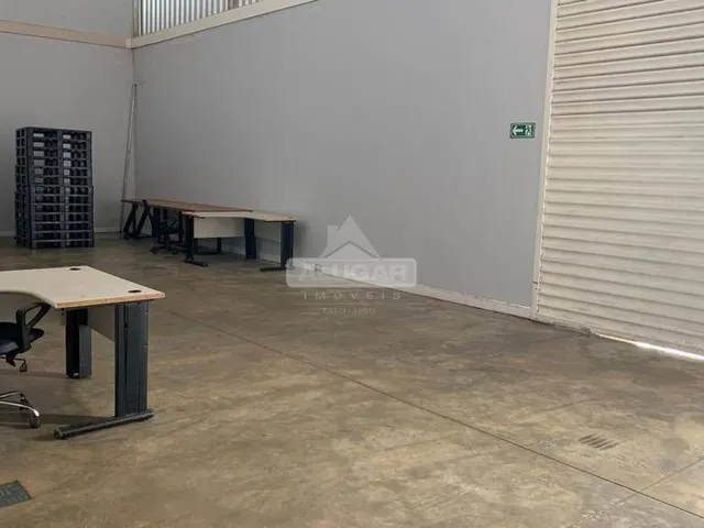 Imagem 16: Prédio Comercial - Subesquina em Avenida Movimentada - 903 Sul