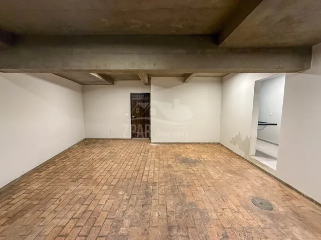 Imagem 5: Oportunidade Única: Casa de 3 Quartos com Suíte e Garagem em Ipanema, Porto Alegre-Rs - 345,24M² de Área!