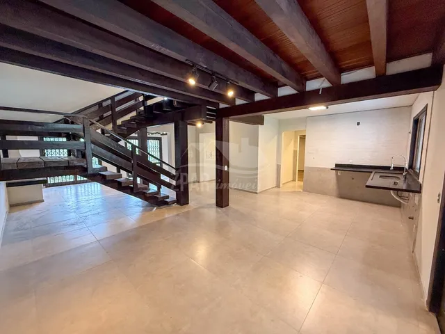 Imagem 14: Oportunidade Única: Casa de 3 Quartos com Suíte e Garagem em Ipanema, Porto Alegre-Rs - 345,24M² de Área!