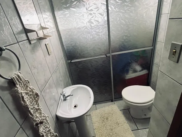 Imagem 13: Venha se encantar com esta maravilhosa casa semi-mobiliada no coração de Penha-SC!