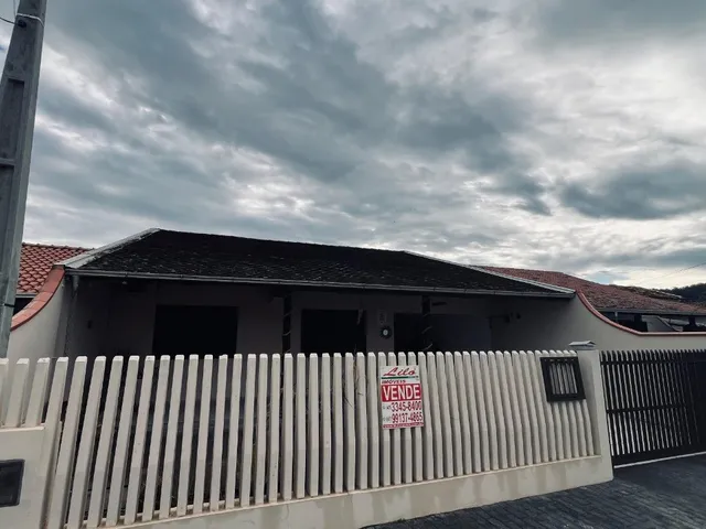 Imagem 6: Venha se encantar com esta maravilhosa casa semi-mobiliada no coração de Penha-SC!