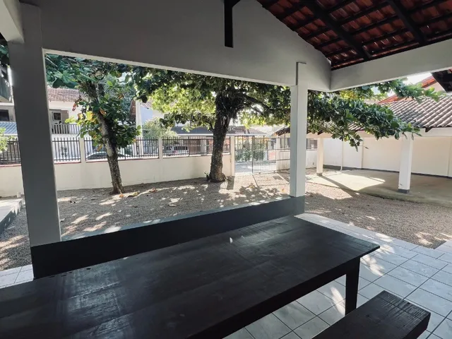 Imagem 3: Belíssimo Sobrado no Centro de Penha/SC!