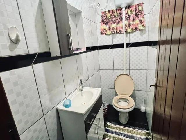 Imagem 9: Venha conhecer essa belíssima casa mobiliada no coração de Penha/SC!!