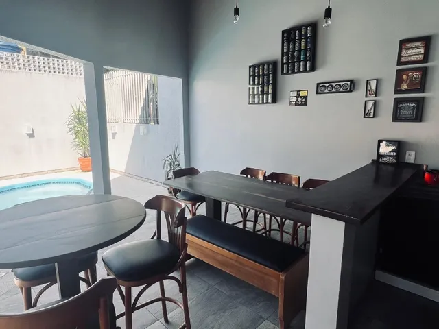 Imagem 6: Maravilhosa casa com piscina no Centro de Penha/SC!!