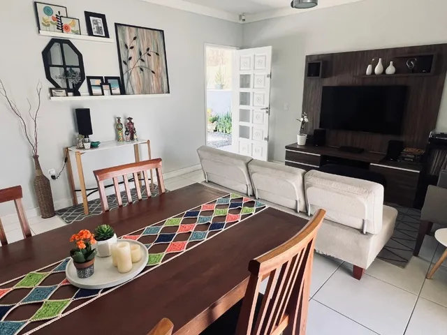 Imagem 4: Maravilhosa casa com piscina no Centro de Penha/SC!!