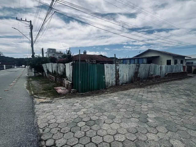 Imagem: Oportunidade no Centro de Penha/SC!!