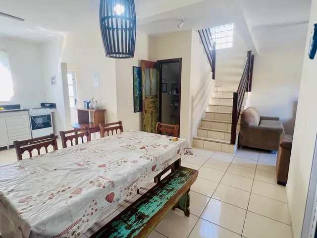 Imagem 5: Encantador Sobrado Averbado no Centro de Penha!!