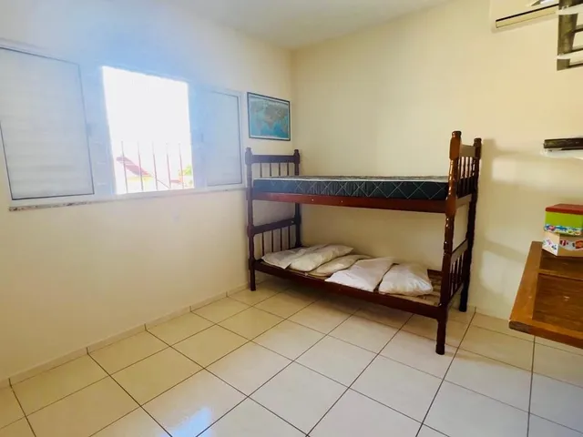 Imagem 7: Encantador Sobrado Averbado no Centro de Penha!!