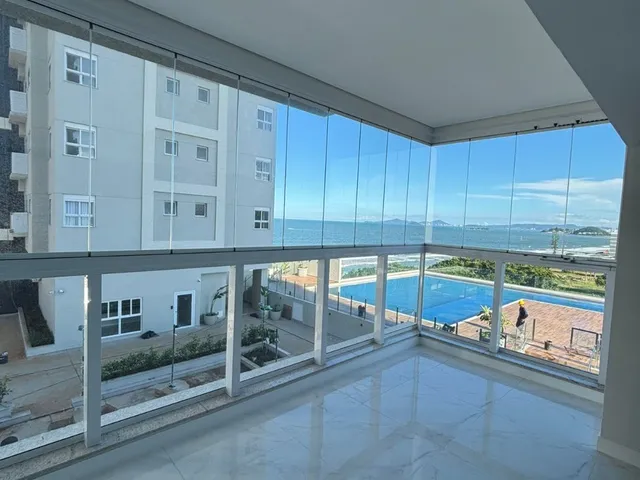 Imagem 10: Encante-Se com Esse Apartamento com Uma Deslumbrante Vista para o Mar!!