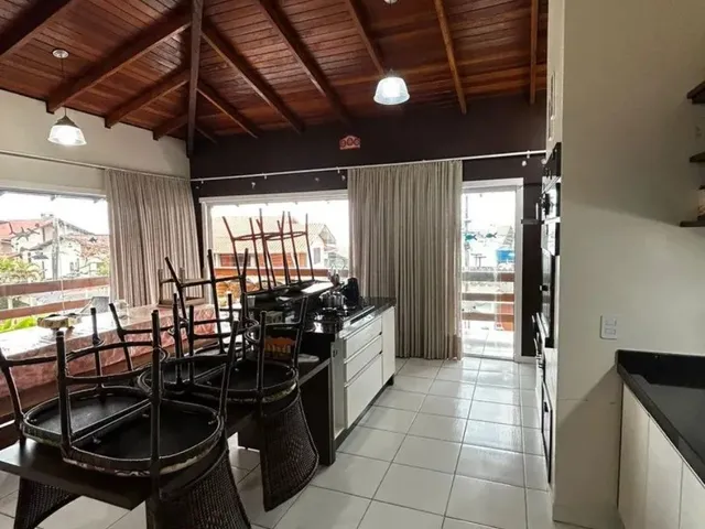 Imagem 3: Maravilhoso sobrado averbado e mobiliado em Itajuba, Barra Velha!