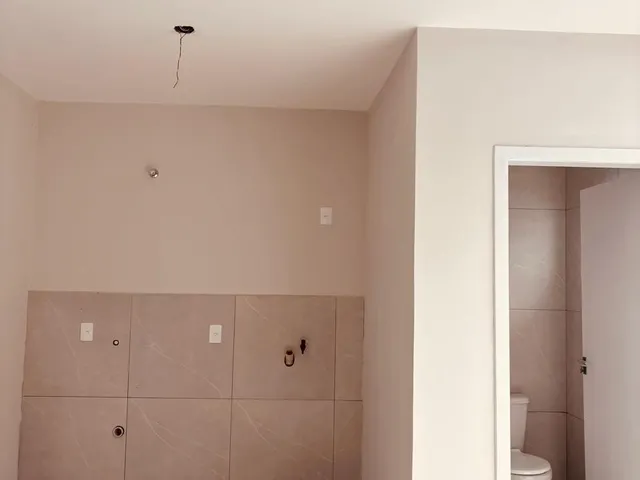 Imagem 4: Belíssima Casa no Centro de Penha/SC!!