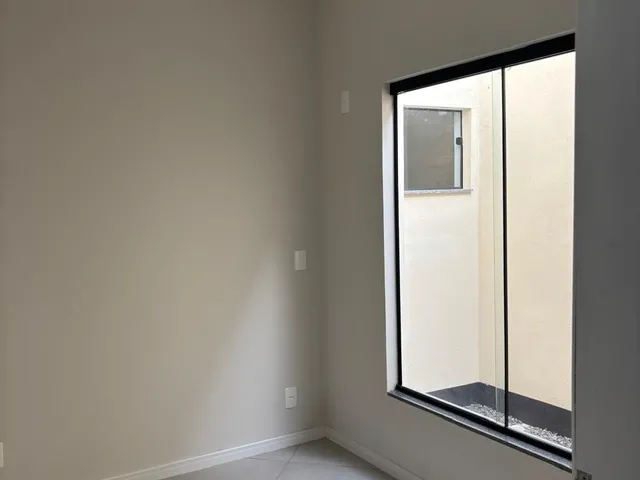 Imagem 8: Belíssima Casa no Centro de Penha/SC!!