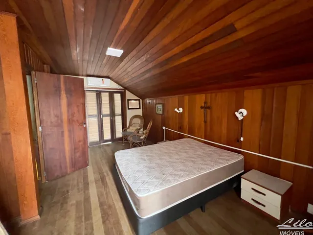 Imagem 4: Seu refúgio em estilo germânico, na quadra do mar!