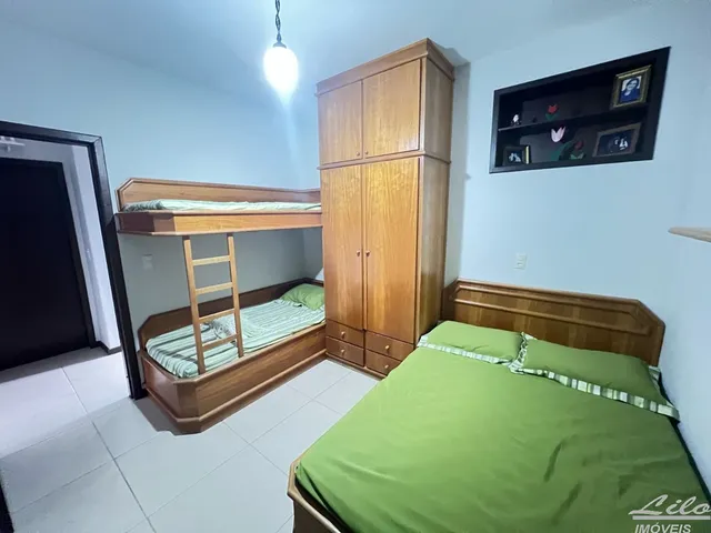 Imagem 16: Belo sobrado semi-mobiliado no Centro de Penha/SC!!